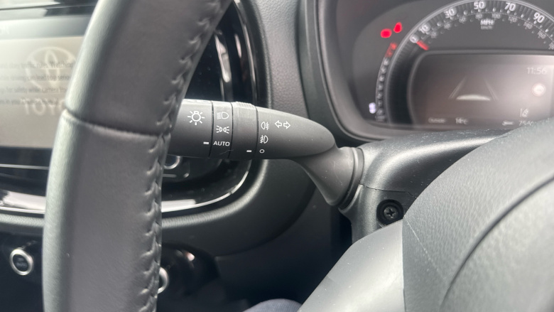Toyota Aygo X 1.0 VVT-i Edge 5dr Petrol Hatchback